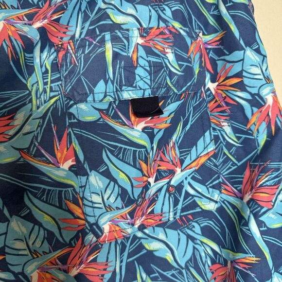 Vineyard Vines Men's SIZE LARGE 6" Inseam Floral Swimming Trunks Shorts - Picture 5 of 6